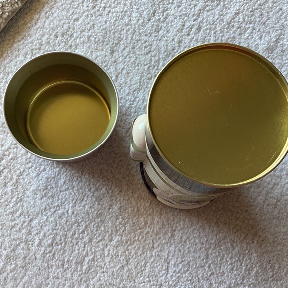 Harry London nutcracker empty chocolate tin - Picture 6 of 6